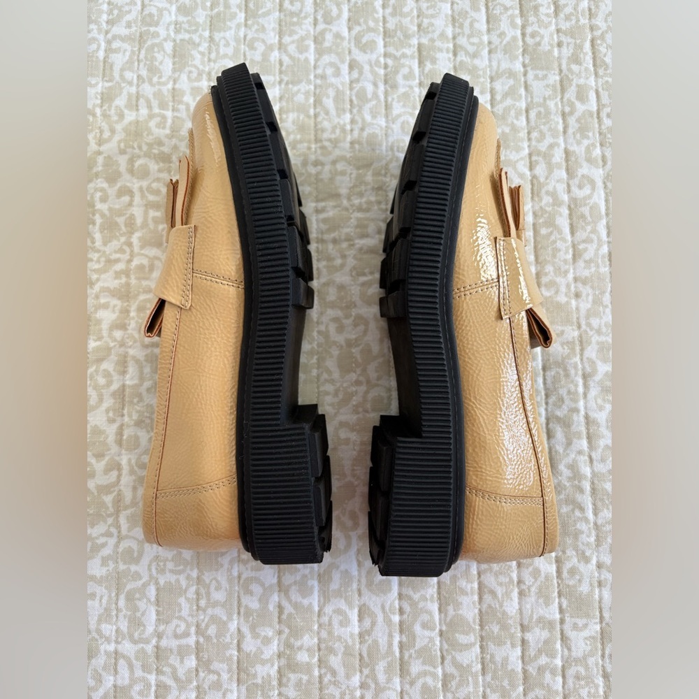 Franco Sarto Tassel Jack Lug Loafer | Beige Tan Vegan Patent Leather | Size 7.5 - Picture 6 of 13